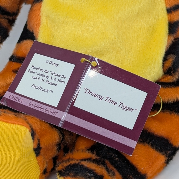 Drowsy Time Tigger Doll Baby Costume Ashton Drake Winnie The Pooh - Picture 2 of 8